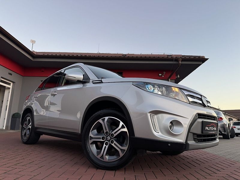 Suzuki Vitara (2017) 1.6i VVT LED Allgrip Kamera - fotka 50 z 50