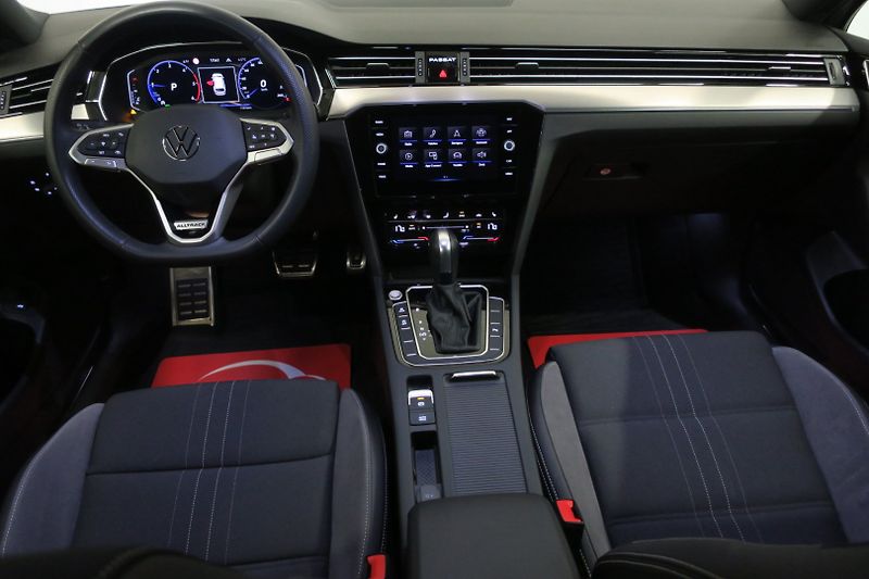 Volkswagen Passat (2023) Alltrack 2.0 TDI 147kW 4M DSG - fotka 13 z 50