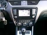 Škoda Octavia (2014) 1,2TSI NAVI DSG AC BT VÝHŘEV - náhled 27