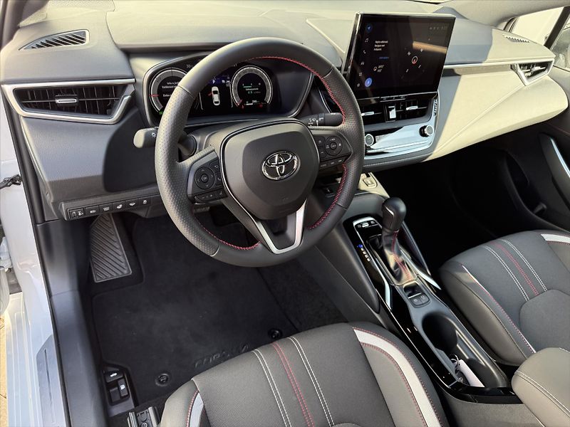 Toyota Corolla 1,8 GR sport - fotka 7 z 19