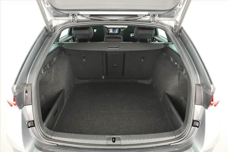 Škoda Octavia (2021) RS 2.0 TDI 4x4 - fotka 17 z 18