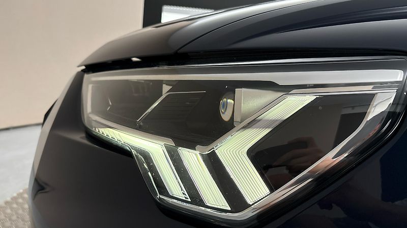 Audi Q3 2.0 35TDI S Tronic - fotka 18 z 24
