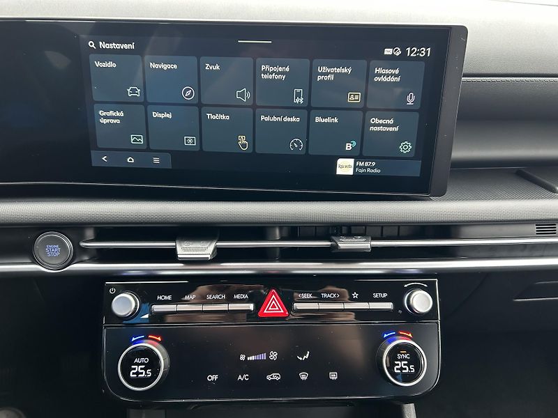 Hyundai Tucson 25 1,6 TGDI DCT SMART SP - fotka 25 z 32