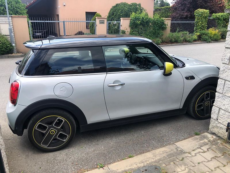 Mini Ostatní (2021) Cooper SE, certifikát baterie - fotka 6 z 27