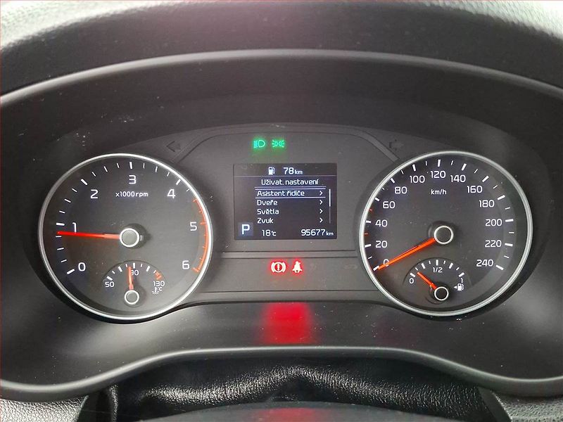 Kia Sportage (2019) 1.6 CRDi, Automat, Serv.kniha - fotka 11 z 20