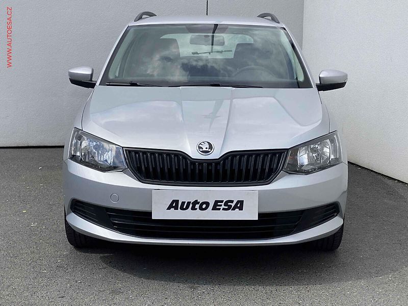 Škoda Fabia (2017) 1.0 TSi, Active, park.čidla - fotka 2 z 17