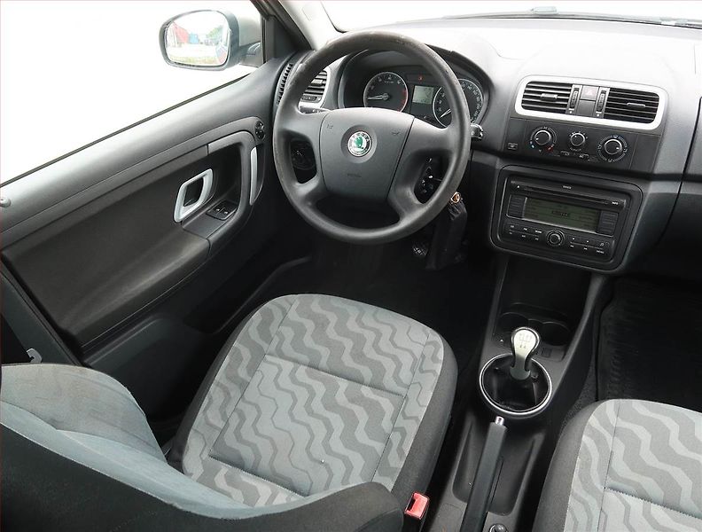 Škoda Fabia (2008) Ambition 1.2 12V, Serv.kniha - fotka 7 z 15