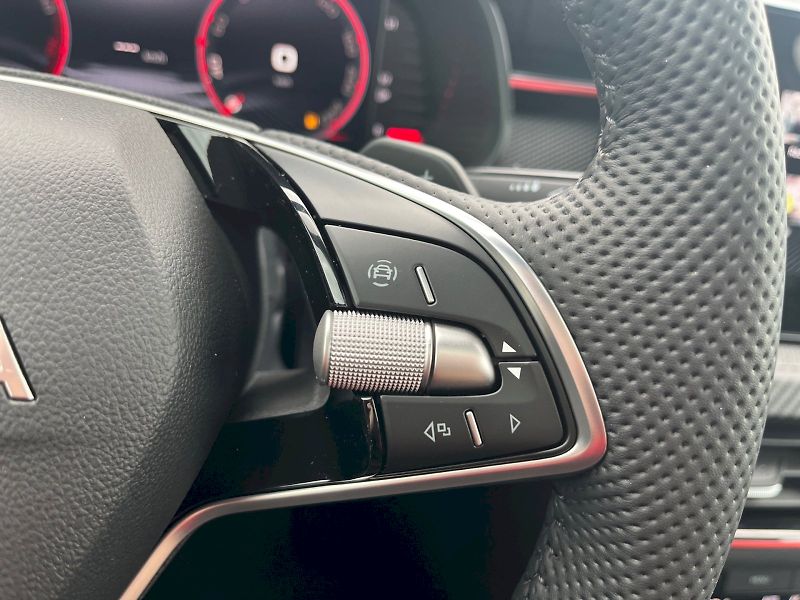 Škoda Kamiq (2026) Monte Carlo 1.0 TSI DSG - fotka 34 z 34
