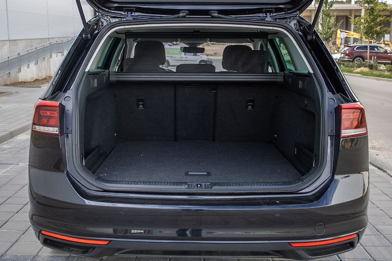 Volkswagen Passat - fotka 38 z 41
