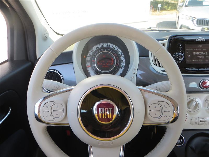 Fiat 500 1,0 Mild Hybrid Cult ČR - fotka 21 z 23