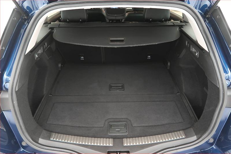 Renault Mégane (2020) 1.3 TCe, Kůže, Navi, Tempomat - fotka 13 z 15