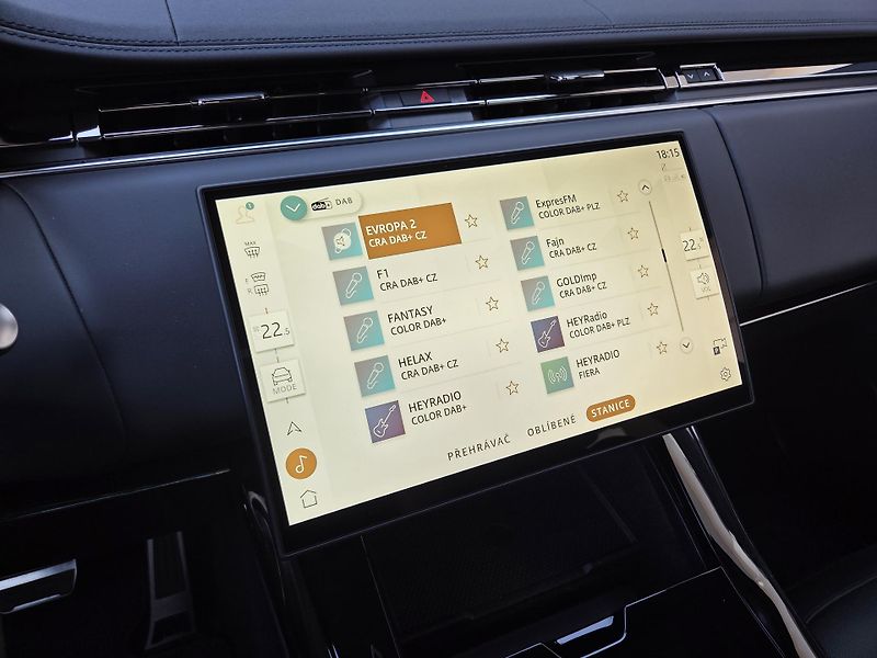 Land Rover Range Rover Sport P460e D-SE HUD PANO R22 TZ - fotka 34 z 71