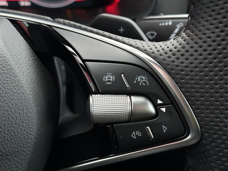 Škoda Kamiq 1.5TSi DSG Monte Carlo 150PS M - fotka 21 z 46