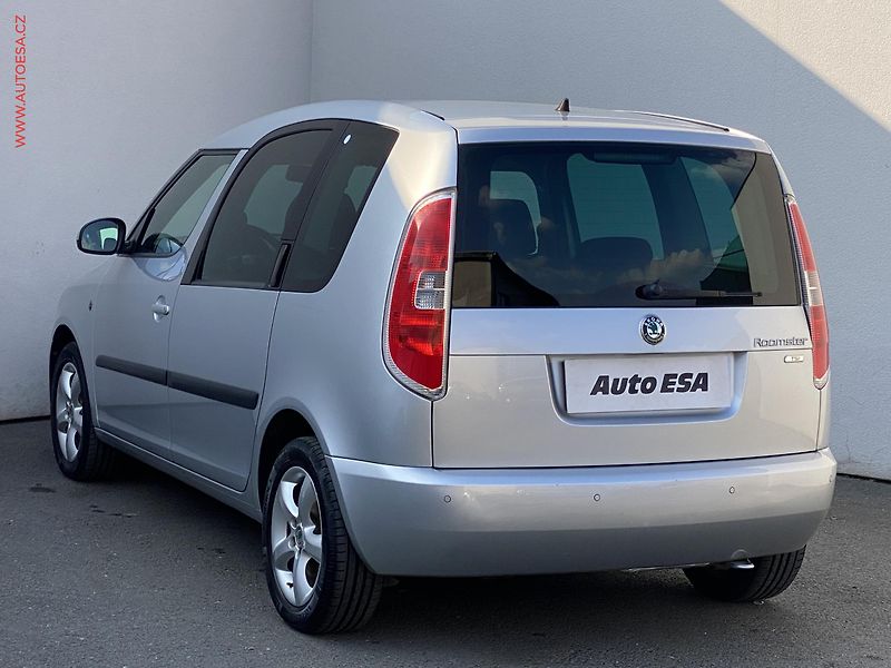 Škoda Roomster (2011) 1.2TSi, ČR, Style - fotka 6 z 18