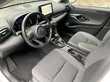 Toyota Yaris 1.5 HYBRID 96 kW 1.MAJITEL - náhled 8