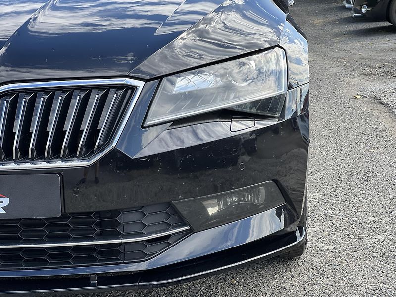 Škoda Superb L&K 2.0TDi 110kw KOUPENO V ČR - fotka 46 z 48