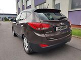 Hyundai ix35 2,0 CRDi 4WD + pneu  - náhled 2