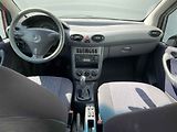 Mercedes-Benz Třídy A (2003) 1.4i 140, AC - náhled 8