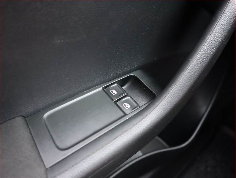Škoda Fabia (2016) 1.2 TSI, Serv.kniha, Tempomat - fotka 13 z 18