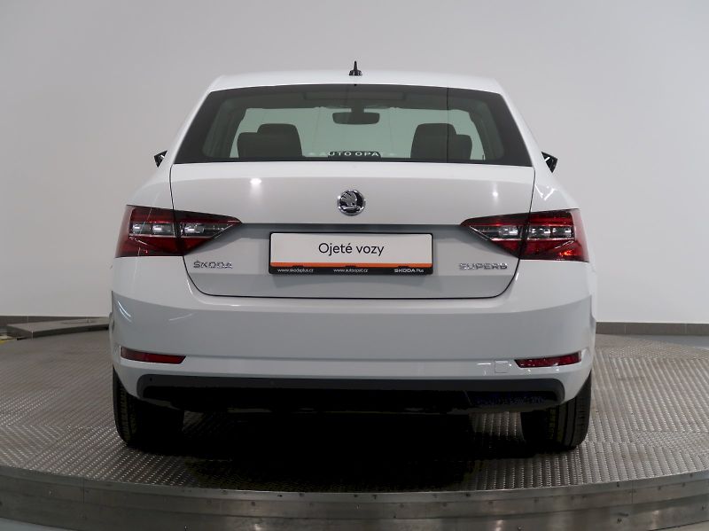 Škoda Superb (2019) AMBITION 2.0TDI 110KW DSG CANT - fotka 9 z 38