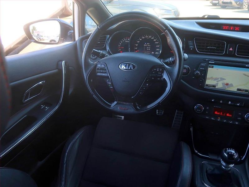 Kia Pro_Ceed (2013) GT 1.6 T-GDI, Serv.kniha, Kůže - fotka 7 z 14