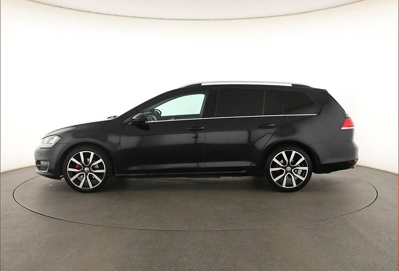 Volkswagen Golf (2016) 2.0 TDI, Xenony, Tempomat - fotka 3 z 18
