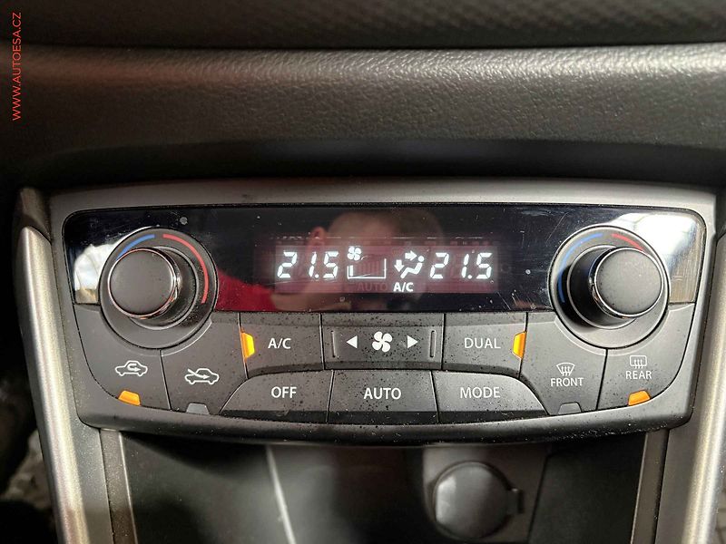 Suzuki S-Cross (2016) 1.6 VVTi, Elegance - fotka 15 z 17
