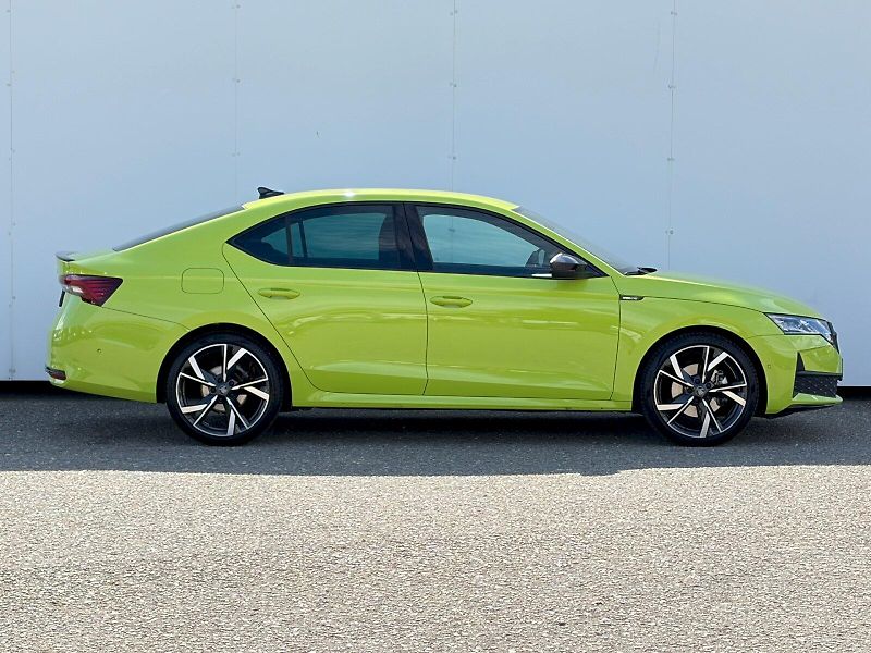Škoda Octavia (2025) 1.5 TSI / 110kW / SPORTLINE - fotka 8 z 35
