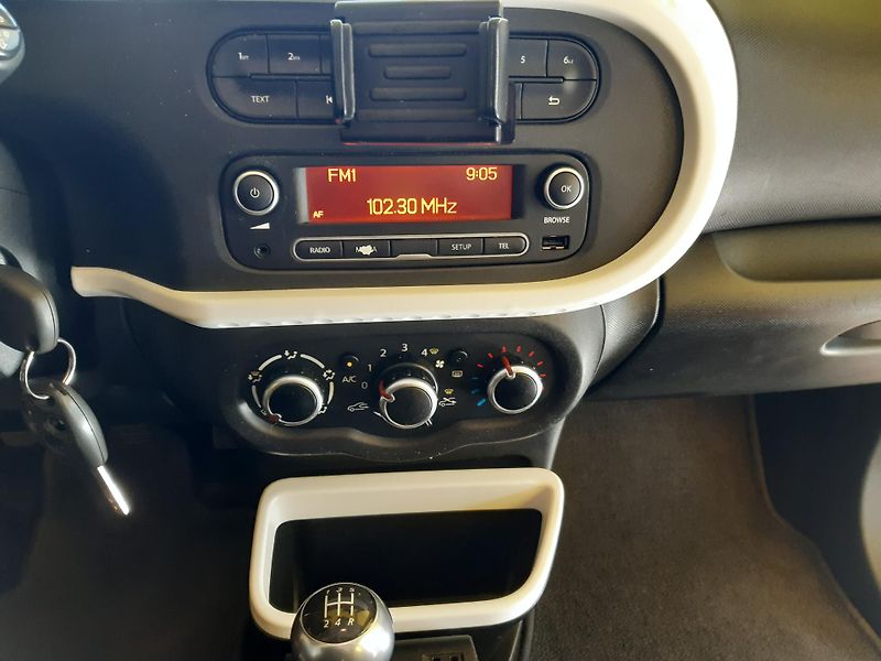 Renault Twingo 0.9 i KLIMA TEMPOMAT vyhř.seda - fotka 10 z 20