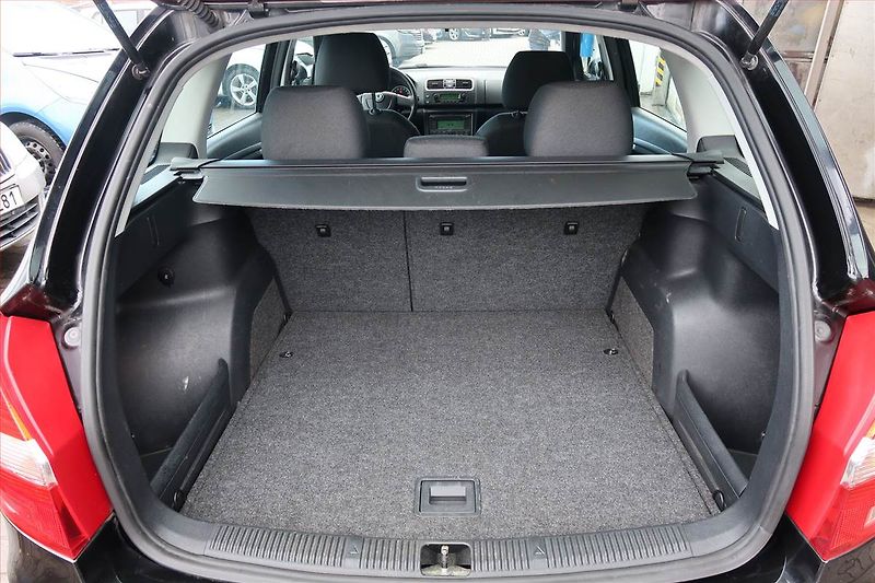 Škoda Fabia (2009) Elegance 1.6 16V, po STK - fotka 13 z 14