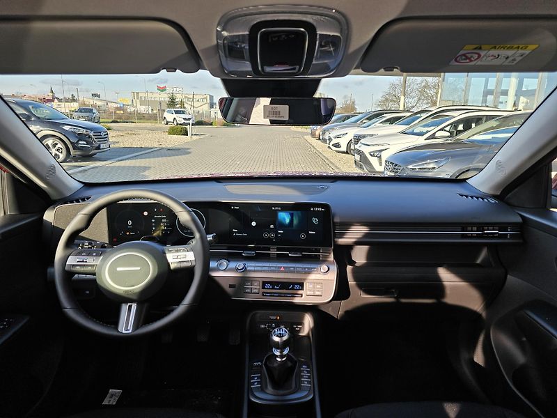 Hyundai Kona (2026) 1,6 T-GDI 2WD MT SMART - fotka 11 z 17