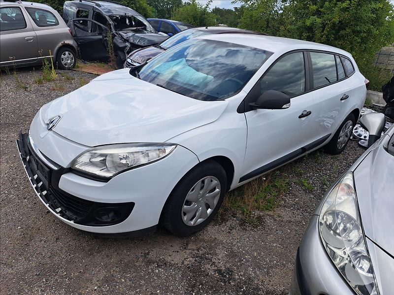 Renault Mégane 1,5 dCi - fotka 1 z 19