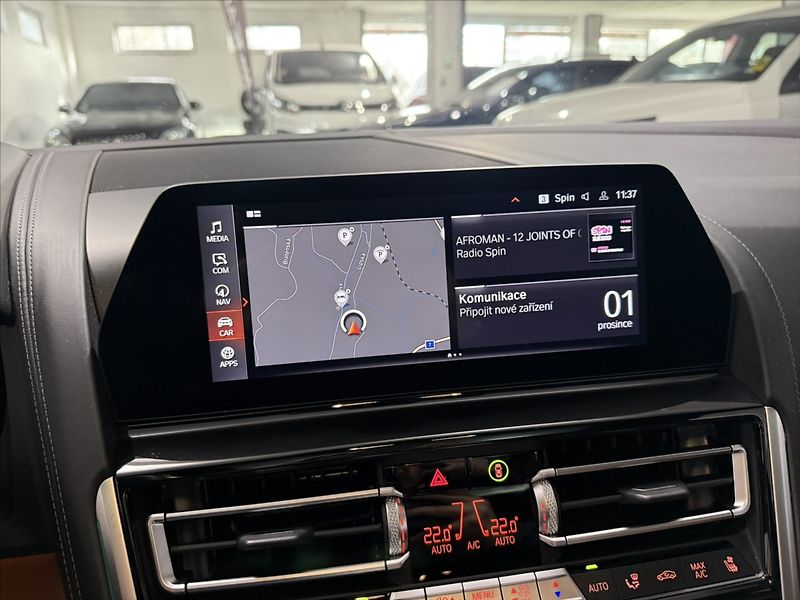 BMW Řada 8 3,0   840 XD 250kW M-PAK LASER - fotka 18 z 47