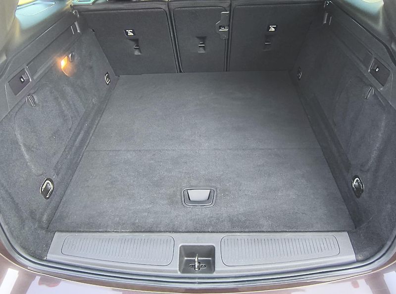 Opel Astra 1.6 CDTI 81KW/NAVI/4XVYHŘ.SEDA - fotka 19 z 60