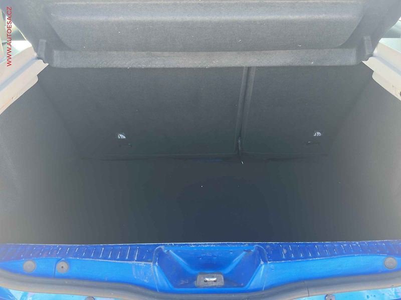 Dacia Sandero (2019) 0.9TCe, 2.maj,ČR, AC, TZ - fotka 7 z 20