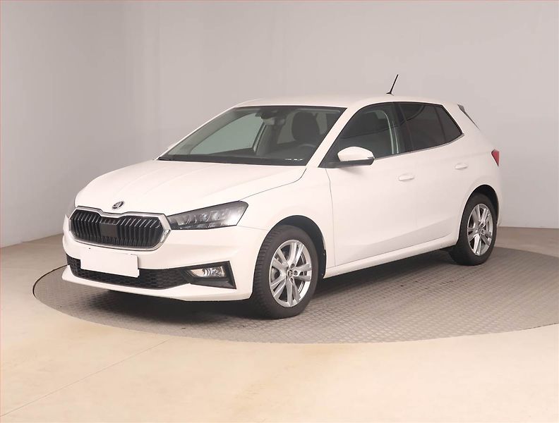Škoda Fabia (2025) 1.0 TSI, Top Selection, FullLe - fotka 2 z 18