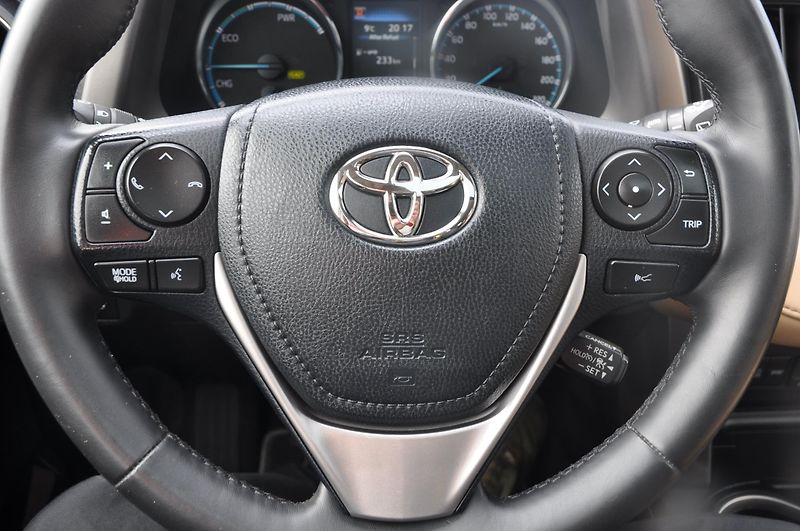 Toyota RAV4 2.5 Hybrid 4x4 Selection Kůže - fotka 14 z 31