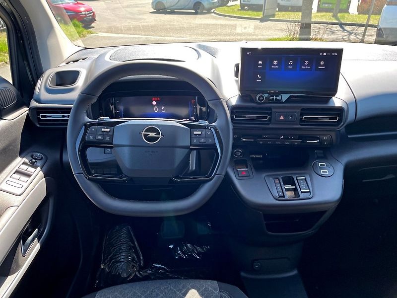 Opel Combo (2026) 1.5 CDTi 131K Elegance+ L2 AT8 - fotka 12 z 19