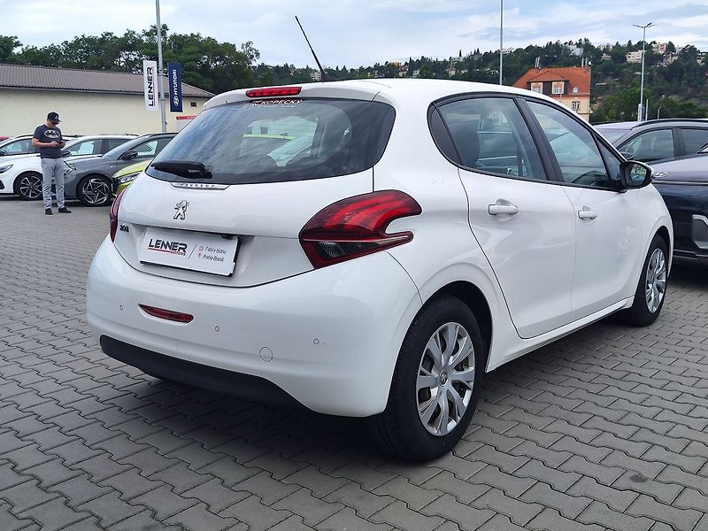 Peugeot 208 1.2 PureTech/Active ČR 1.Majit - fotka 5 z 27