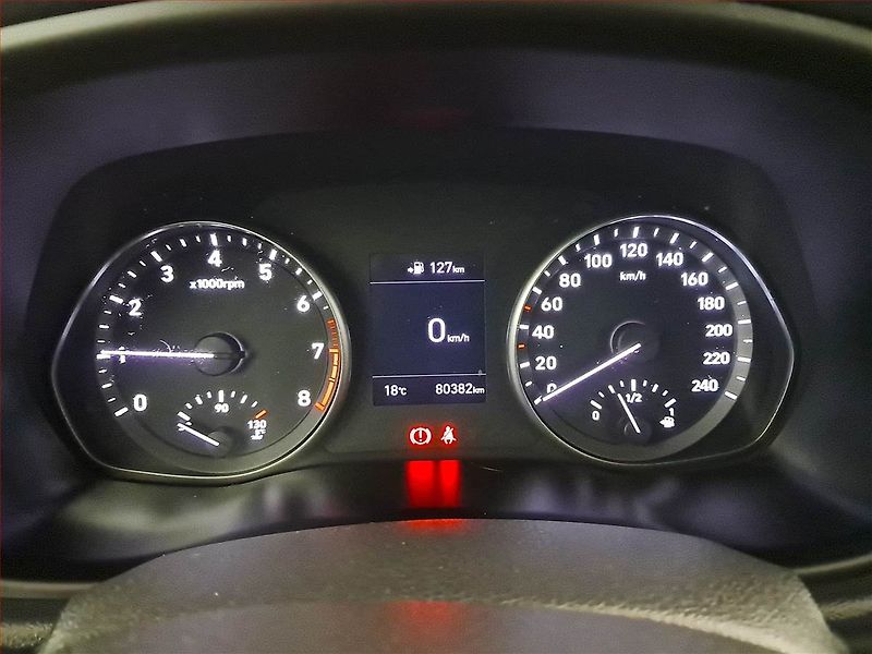 Hyundai i30 (2020) Comfort 1.0 T-GDI, Serv.kniha - fotka 11 z 18