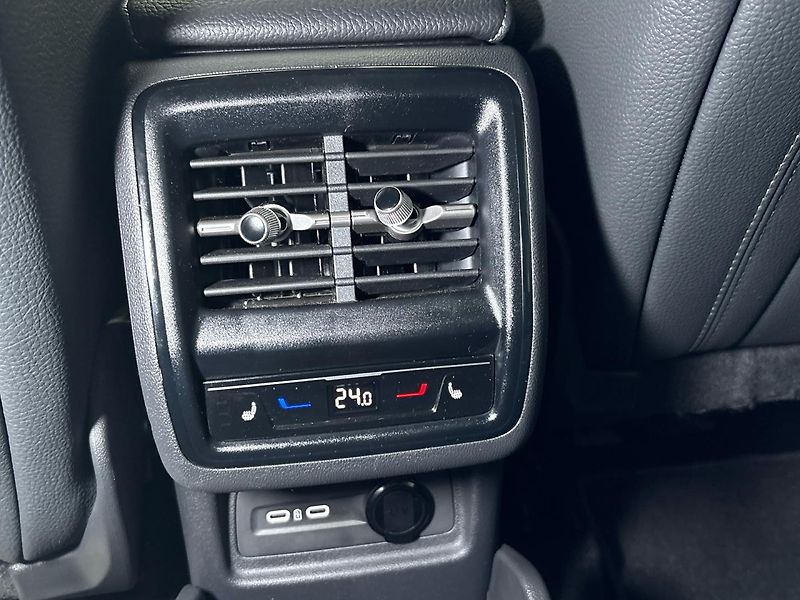Škoda Kodiaq Exclusive Selection 4x4 DSG - fotka 22 z 31