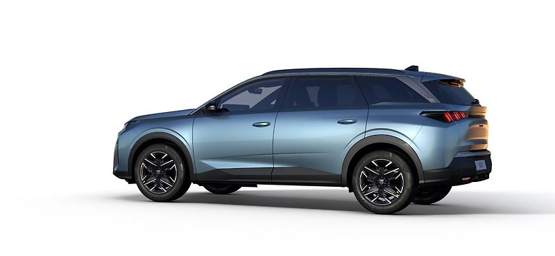 Peugeot 5008 (2026) ALLURE Hybrid 145 e-DCS6 - fotka 4 z 9