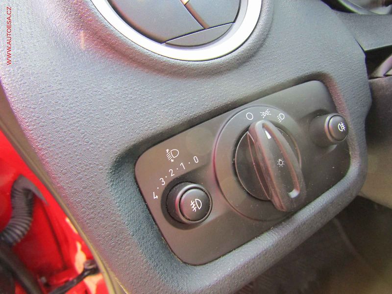 Ford Fiesta (2011) 1.4i, 1.maj,ČR, AC, park. - fotka 16 z 16