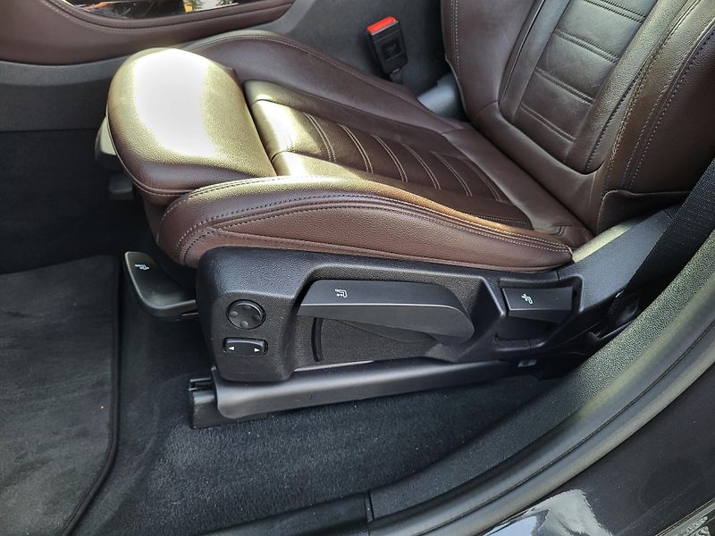 BMW X4 xDrive 30d 195kW M SPORT *ČR - fotka 31 z 48