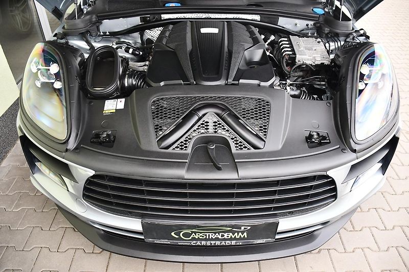 Porsche Macan S 3.0V6 260kW PANO - fotka 37 z 39