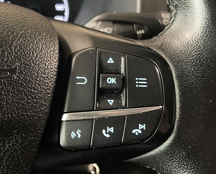 Ford Tourneo Custom Titanium L1 125kW AT, ČR - fotka 17 z 29