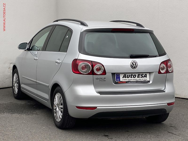Volkswagen Golf Plus (2012) 1.4 16V, Trendline, +kola - fotka 6 z 16