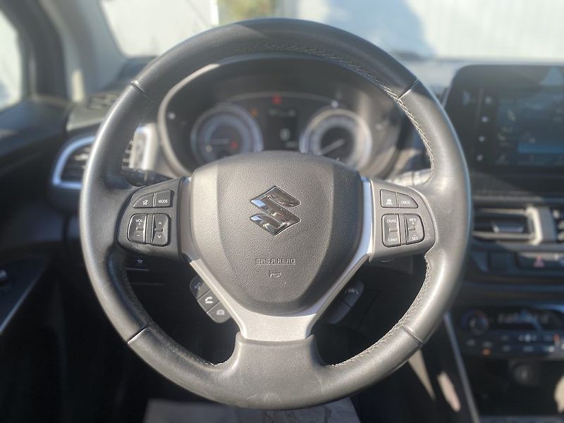 Suzuki SX4 S-Cross 1.4 BoosterJet, Premium, +pneu - fotka 12 z 28
