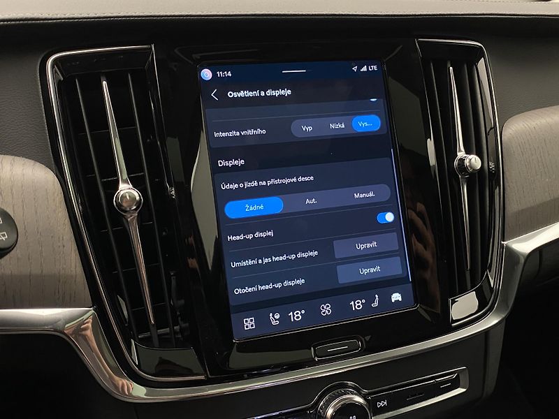 Volvo V90 CC B5 AWD ULTIMATE REZERVACE - fotka 58 z 68