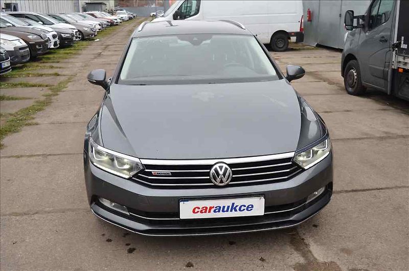 Volkswagen Passat CC (2017) 2,0 BITDI DSG 4-MOTION - fotka 2 z 23